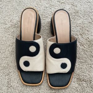 Paloma-Wool Balance Yin Yang Mules